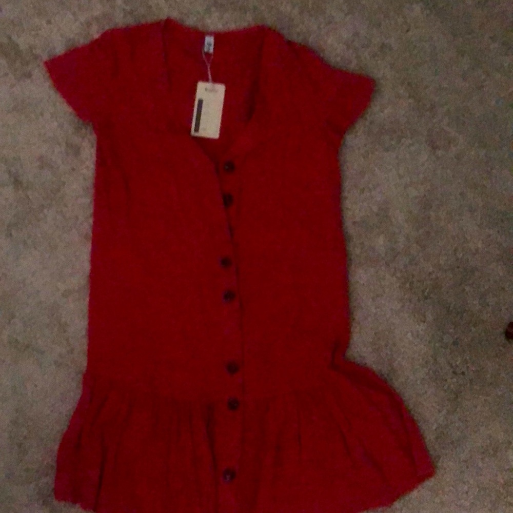 Cute summer red dress. Soft. Never worn, has tags
